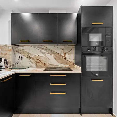 Chic Flat In Miraflores * Фуэнхирола