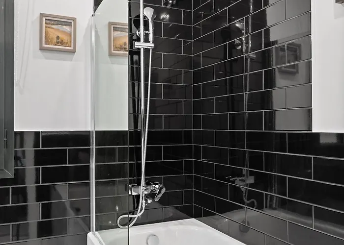 شقة Chic Flat In Miraflores فوينخيرولا